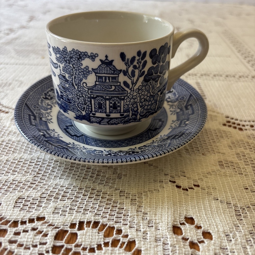 Churchill England Vintage Blue Willow Pattern Coffee Tea Cup And Saucer Set